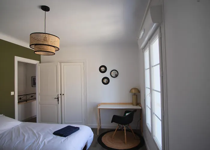 Appartement Avec Balcons Vue Mer A Pontaillac