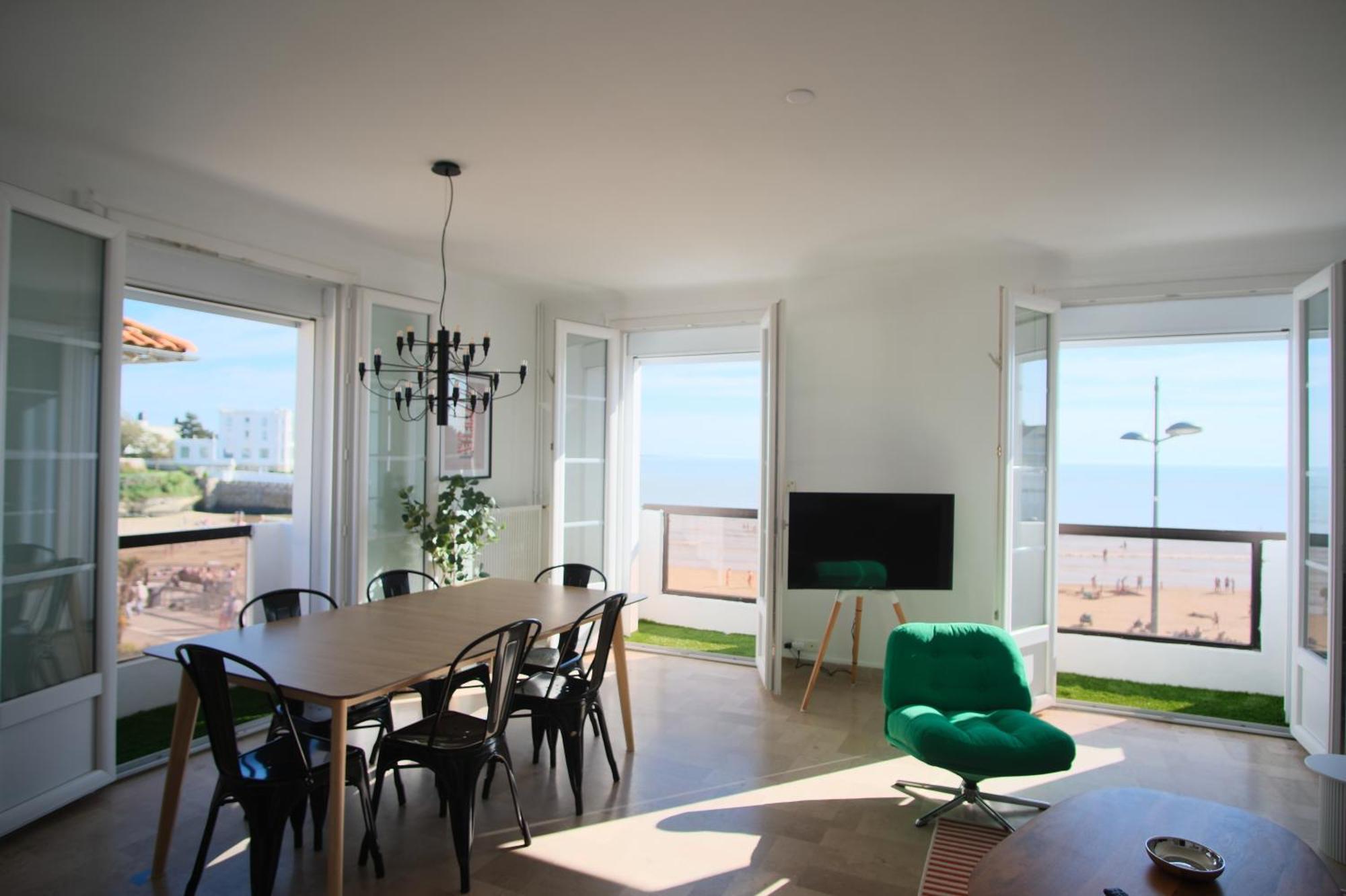 Avec Balcons Vue A Pontaillac * Royan